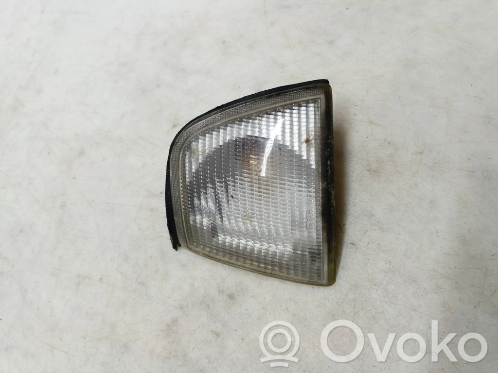 Audi 80 90 B3 Front indicator light 