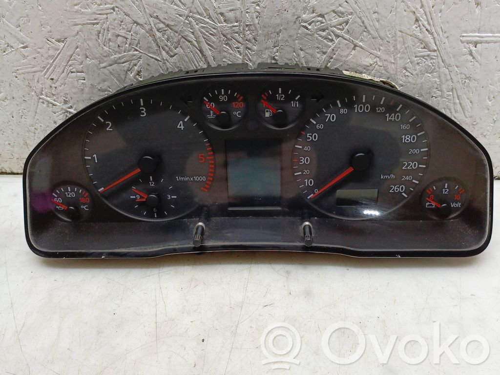 Audi A6 Allroad C5 Speedometer (instrument cluster) 