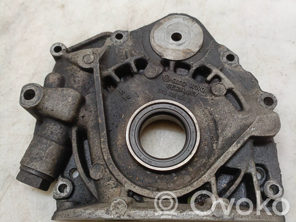Volkswagen Transporter - Caravelle T4 Oil pump 