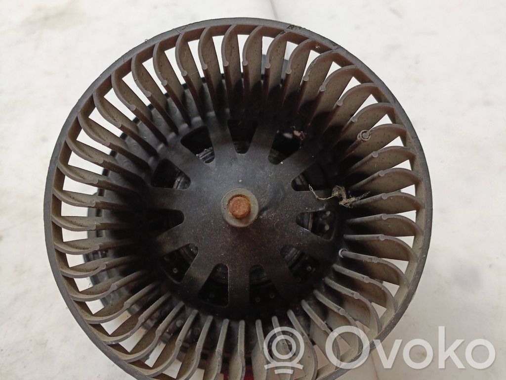 Peugeot 307 Mazā radiatora ventilators 