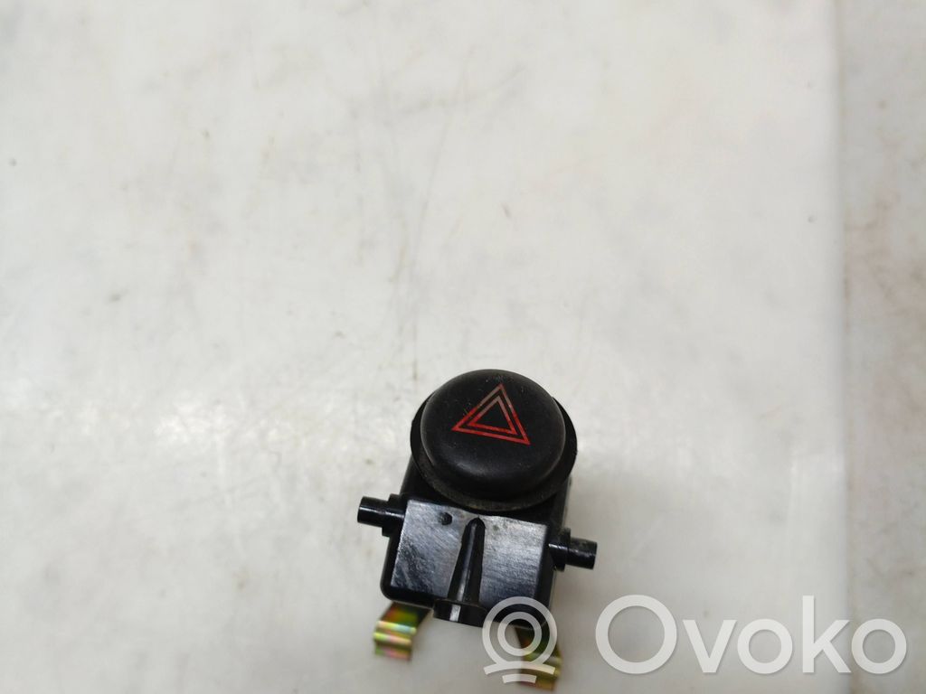 Jeep Cherokee KJ Botón interruptor de luz de peligro 
