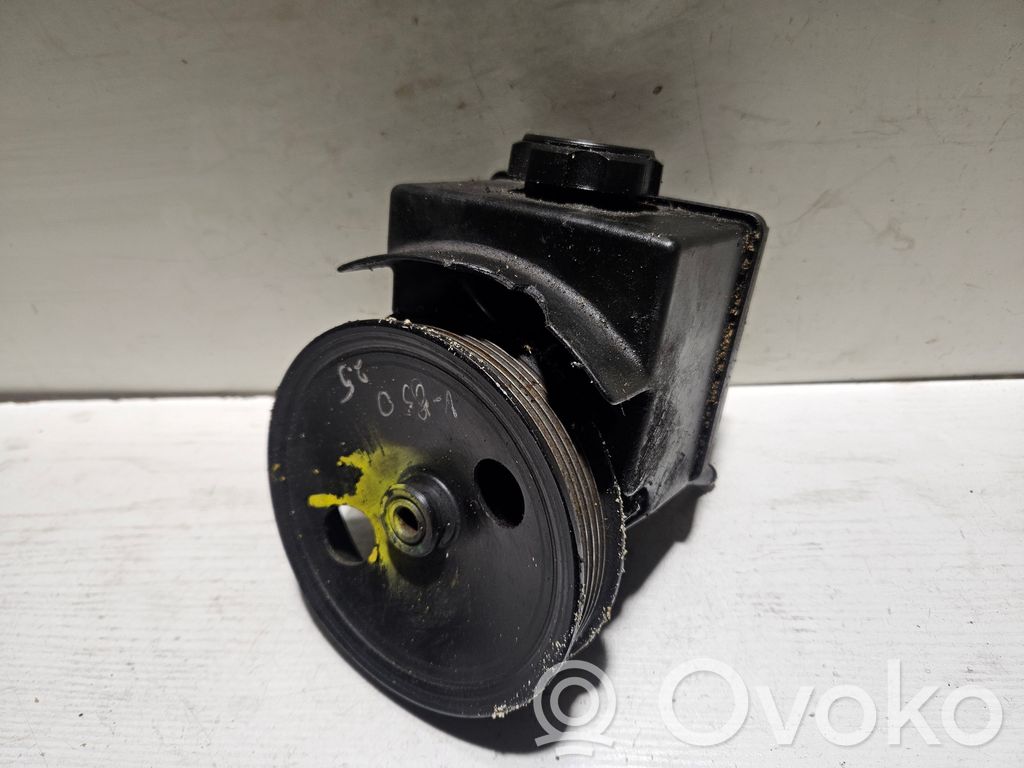 Volvo 850 Power steering pump 