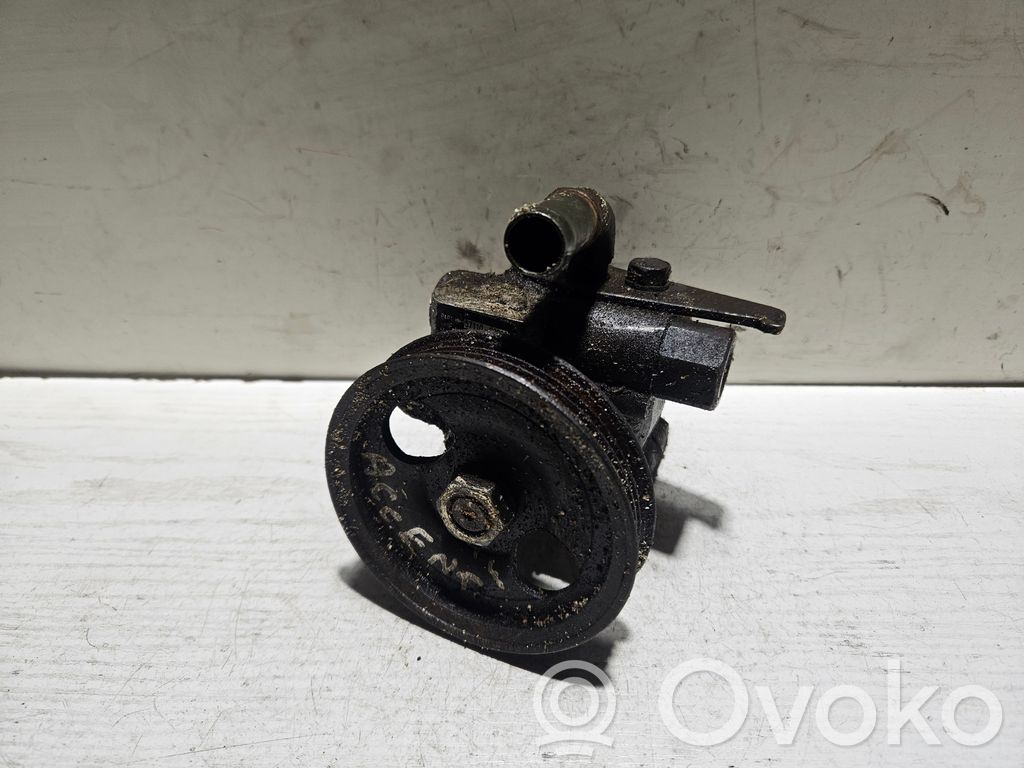 Hyundai Accent Power steering pump 
