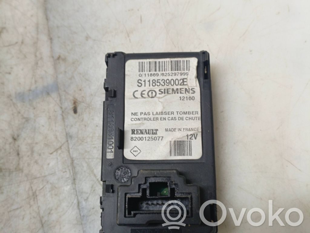 Renault Scenic II -  Grand scenic II Ignition key card reader 