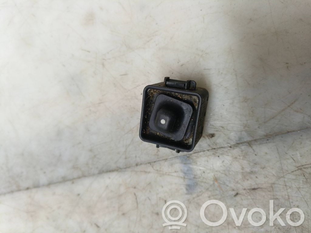 Mercedes-Benz E W124 Wing mirror switch 