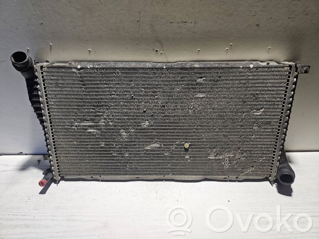 BMW 5 E39 Coolant radiator 