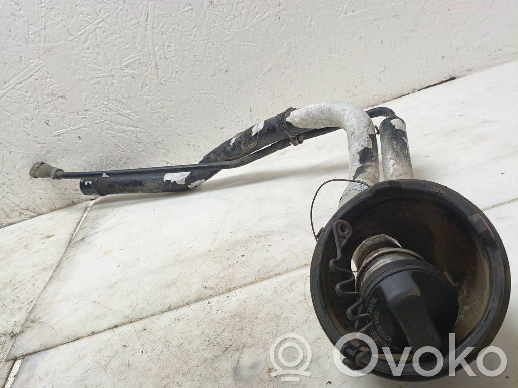 Volvo S60 Conductă umplere rezervor combustibil 