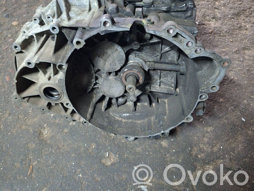 Volvo V70 Manualna 6-biegowa skrzynia biegów 