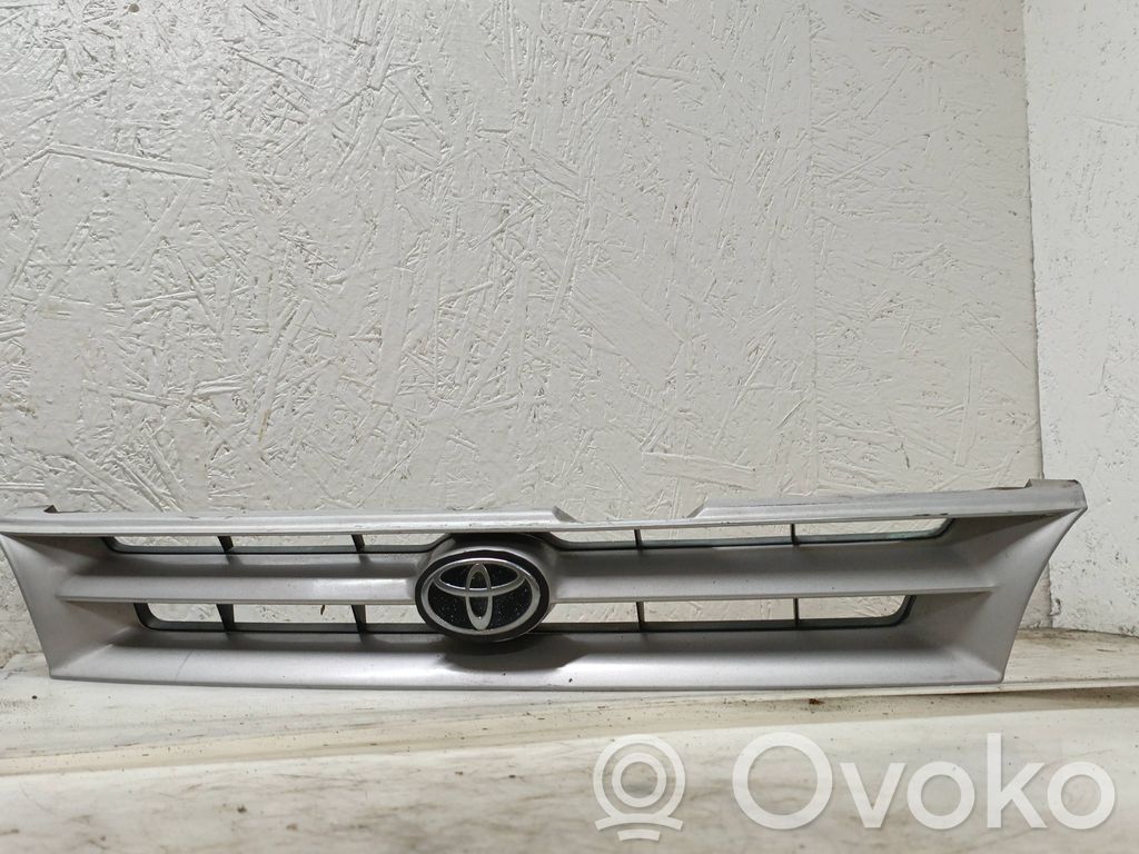 Toyota Corolla E100 Front bumper upper radiator grill 