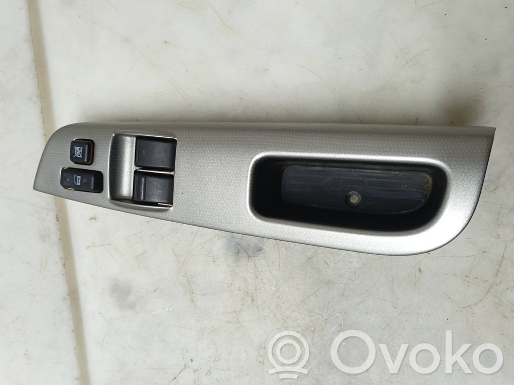 Toyota Corolla E120 E130 Electric window control switch 