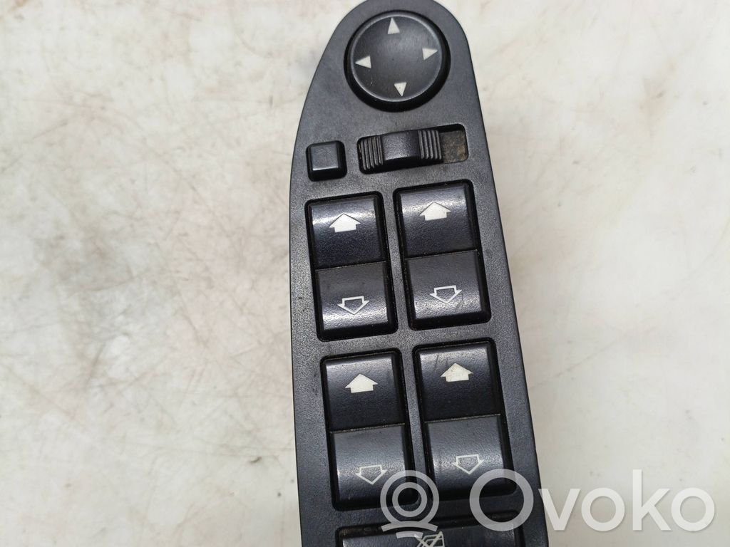 Electric window control switch   6904339,686003