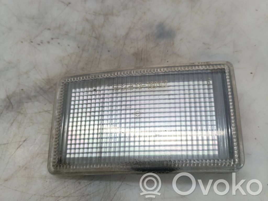 Volkswagen Golf III Odblask przedni 