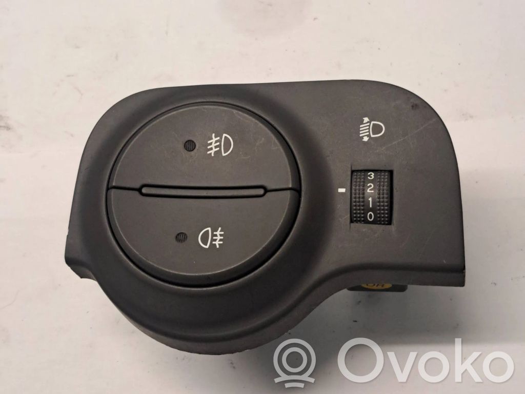 KIA Rio Light switch 