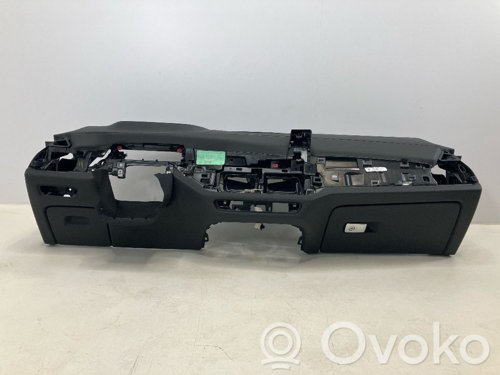 BMW X5 G05 Panelis 