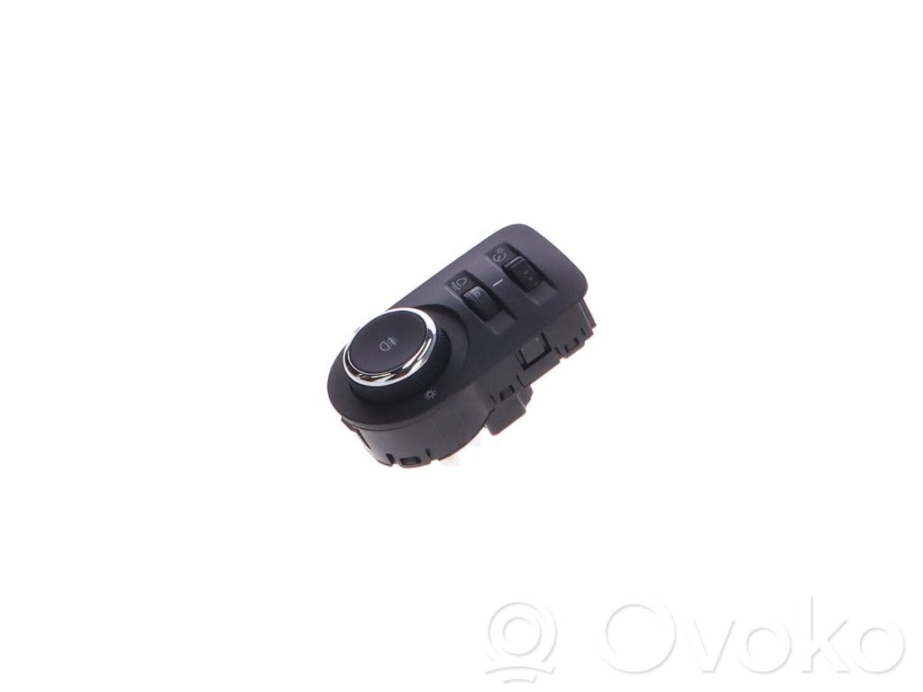 Opel Astra K Light switch 
