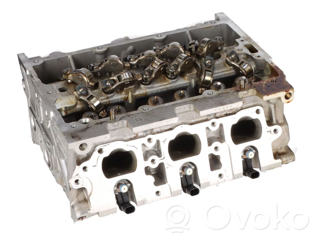 Volkswagen Taigo Engine head 