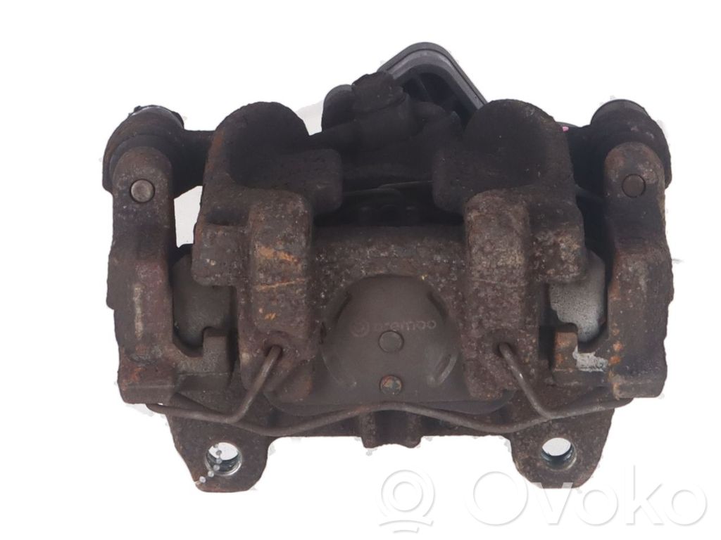 Ford Kuga II Tylny zacisk hamulcowy 