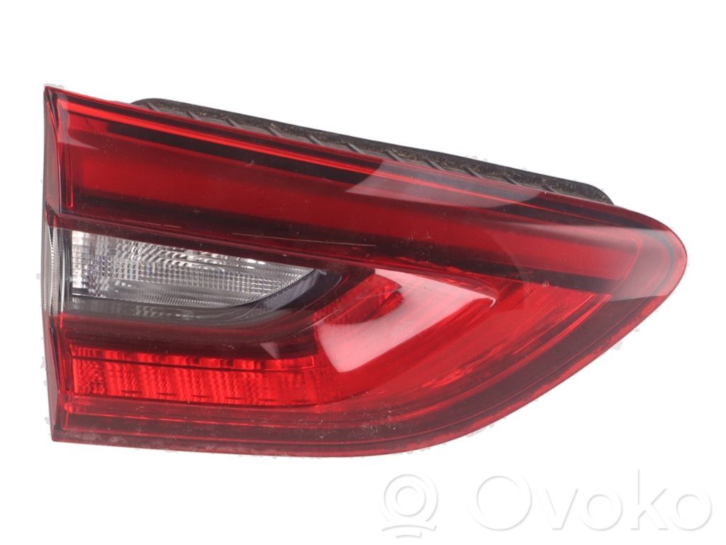 Opel Insignia B Lampy tylnej klapy bagażnika 