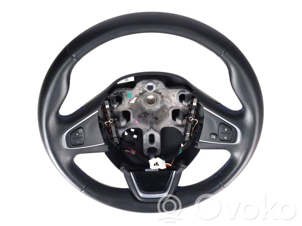 Renault Captur Steering wheel 
