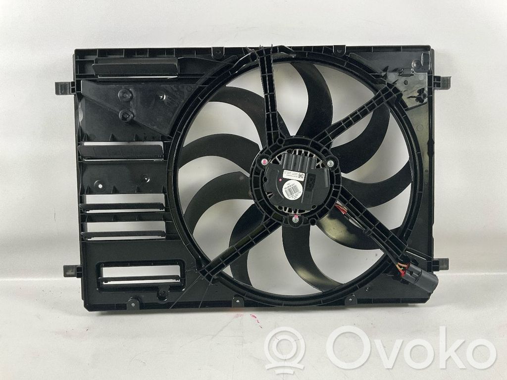 Ford Focus Elektrisks radiatoru ventilators 
