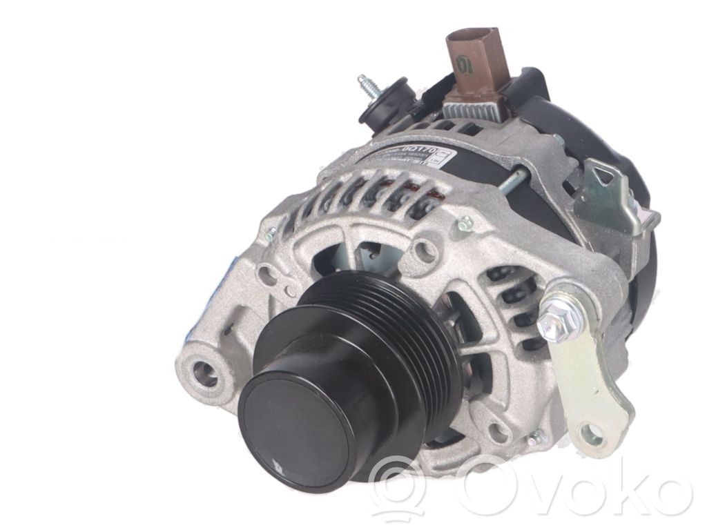 Toyota Yaris XP210 Generator/alternator 