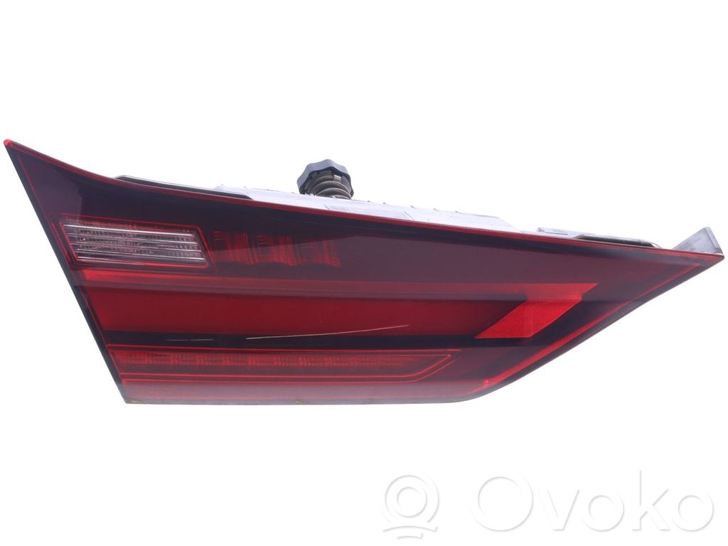 BMW 1 F40 Luci posteriori del portellone del bagagliaio 