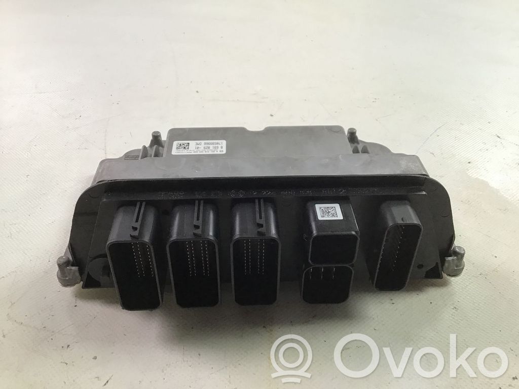 BMW 2 F46 Engine control unit/module 