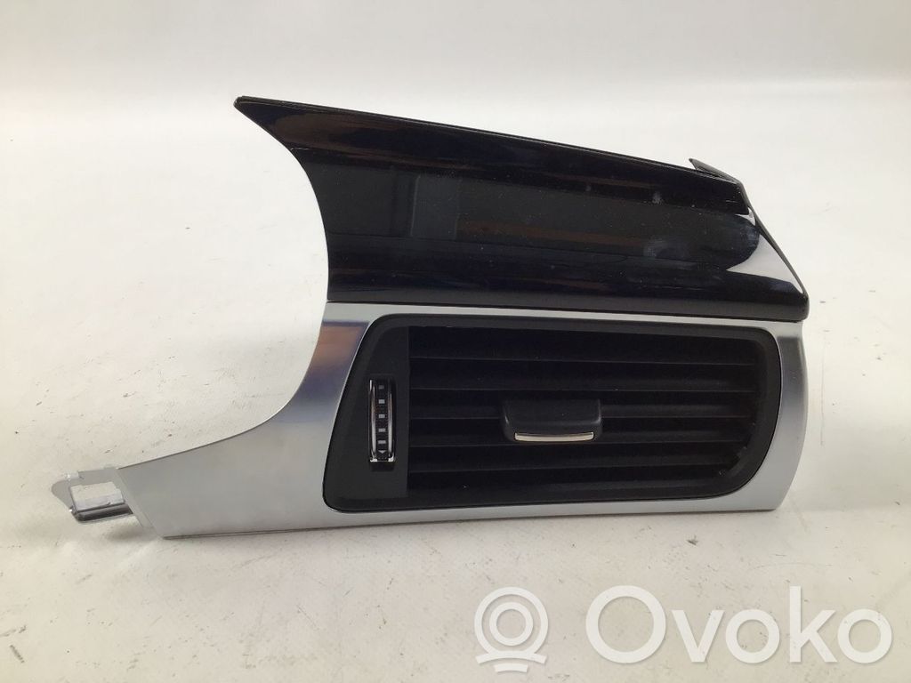 Audi RS6 C7 Griglia di ventilazione centrale cruscotto 