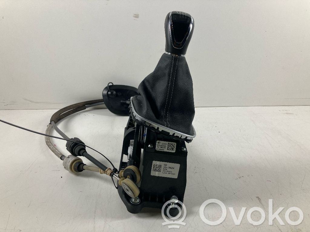 Opel Astra K Ramă manetă schimbător viteze 