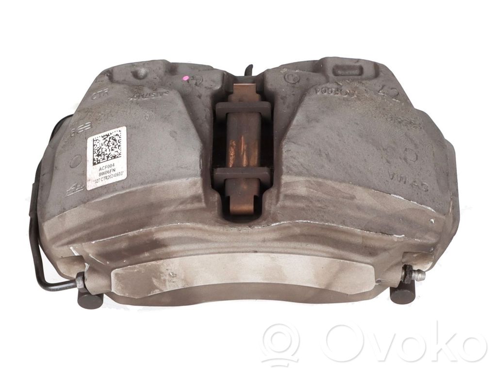 Zacisk hamulcowy przedni   8W0615108A