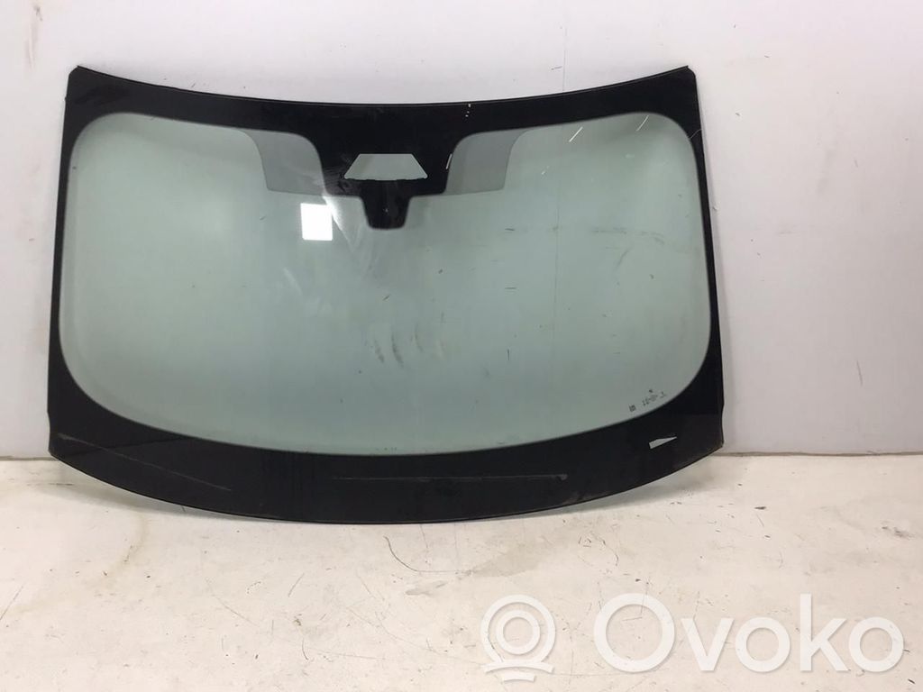 BMW XM Front windscreen/windshield window 