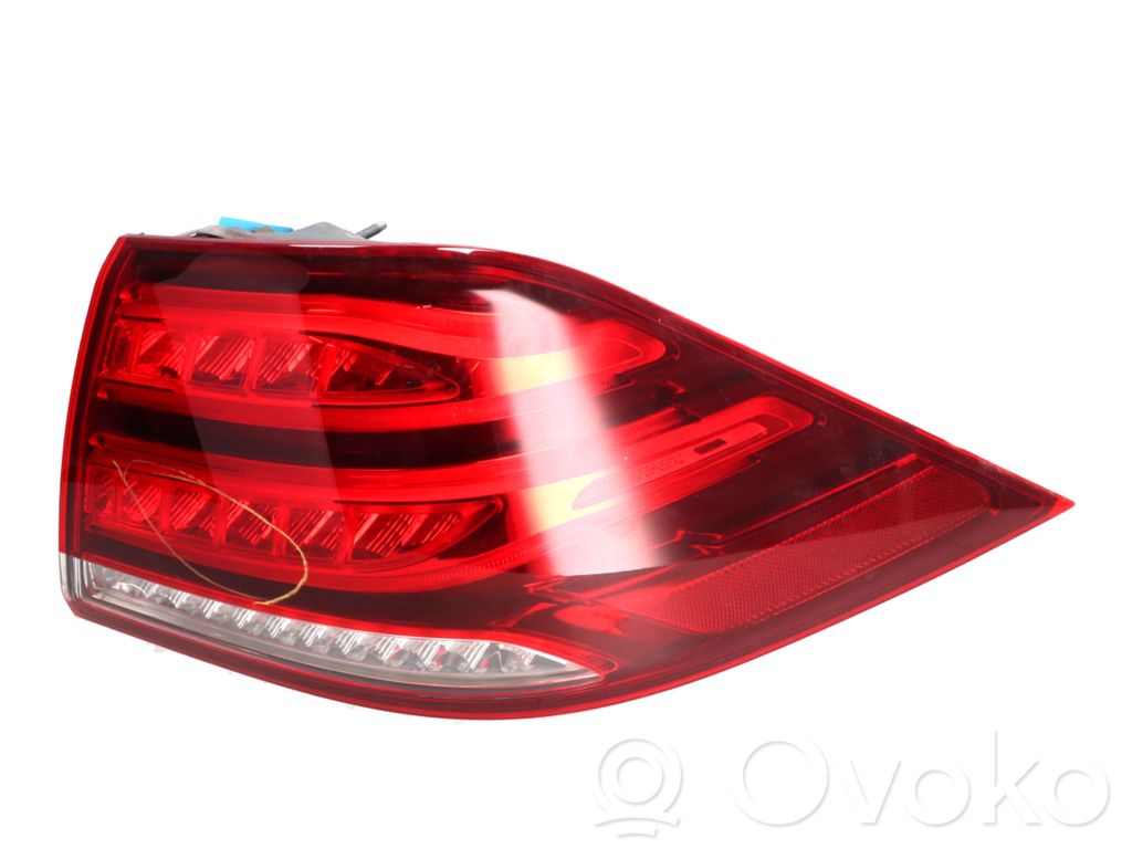 Mercedes-Benz GLE AMG (W166 - C292) Lampă spate în caroserie 