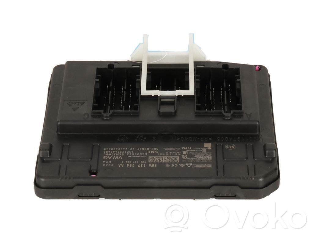Volkswagen PASSAT B9 Unitate control BSM 