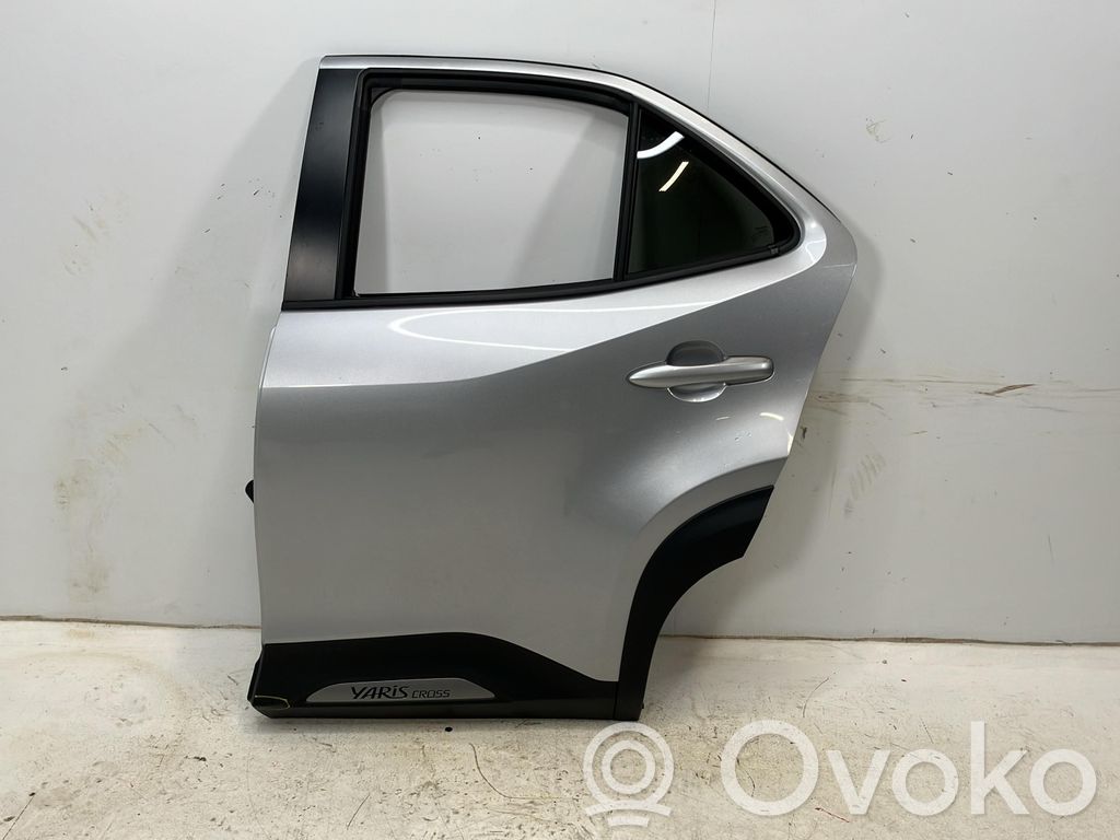 Toyota Yaris Cross Puerta trasera 