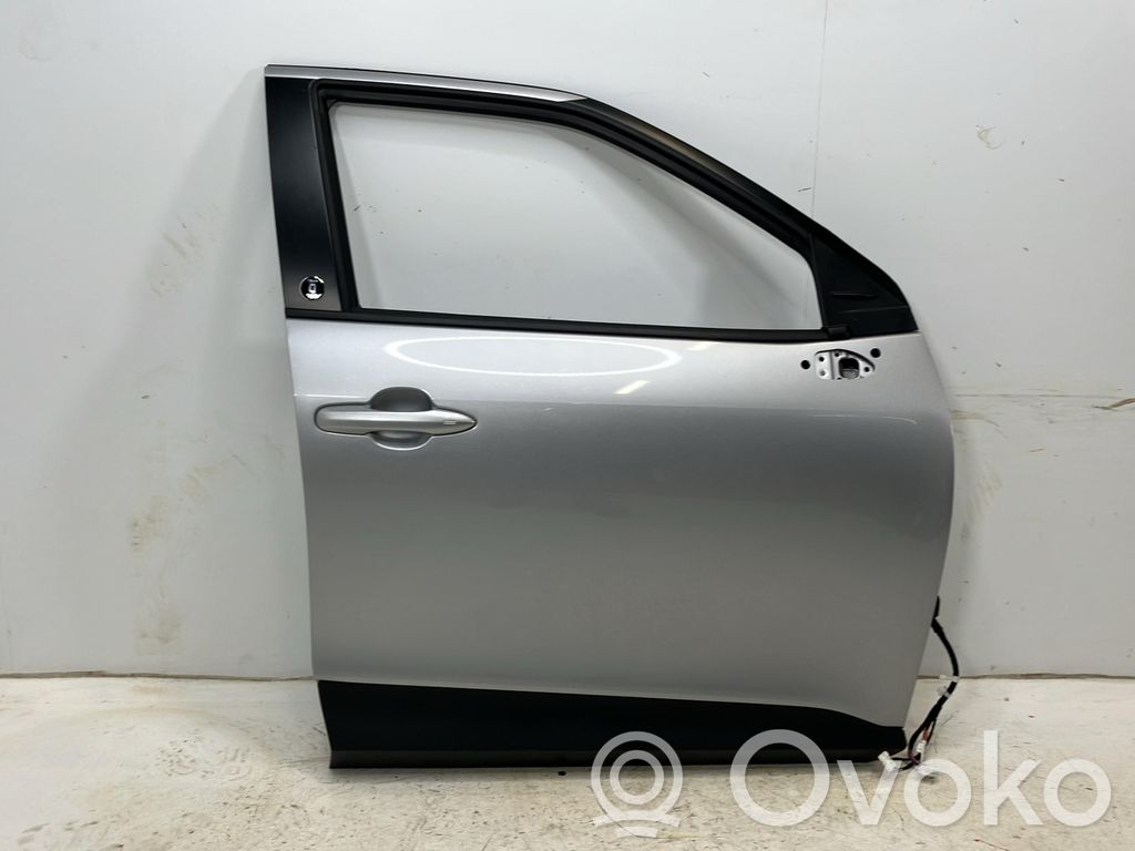 Toyota Yaris Cross Puerta delantera