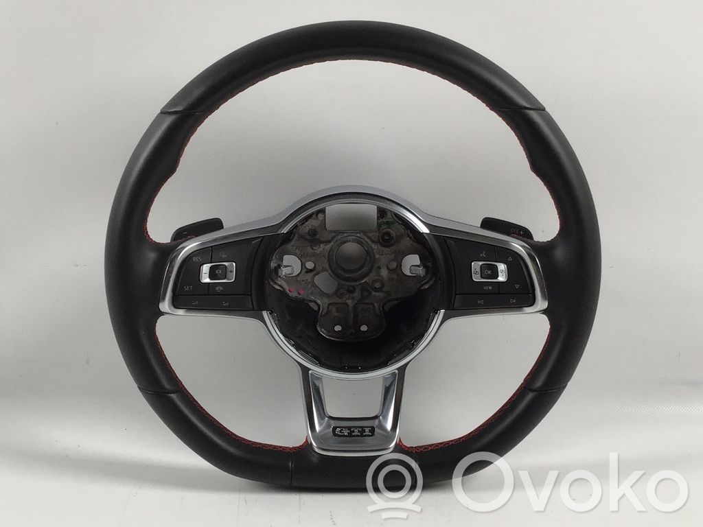 Volkswagen Golf VII Ohjauspyörä