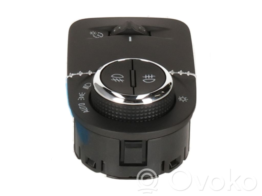 Comutator lumini   13493471