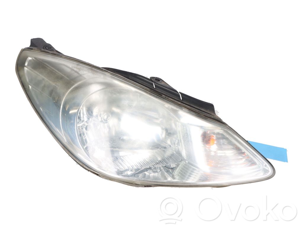Hyundai i10 Lampa przednia 
