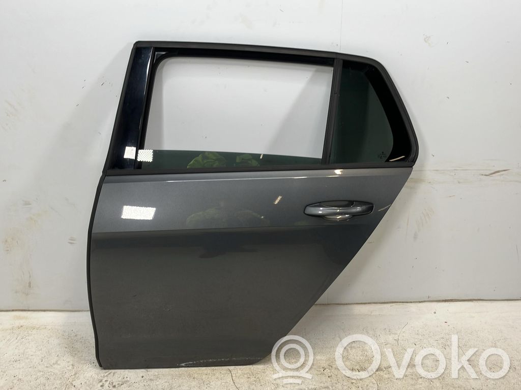 Takaovi   5G4833055AA