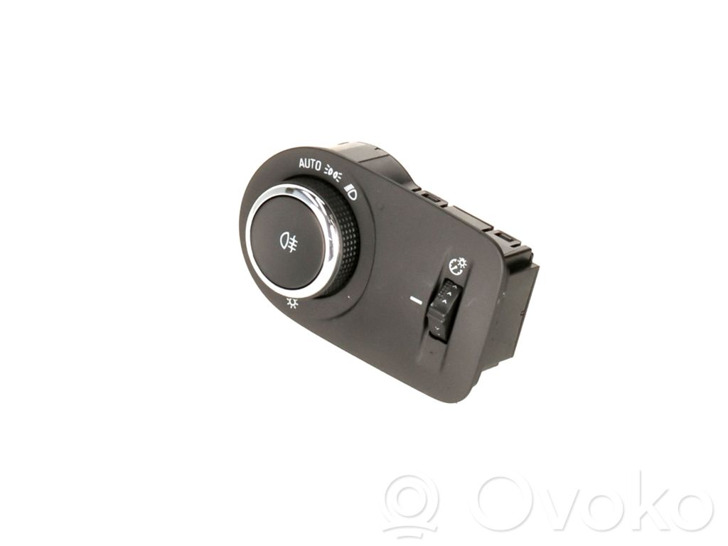 Opel Astra K Interruptor de luz 