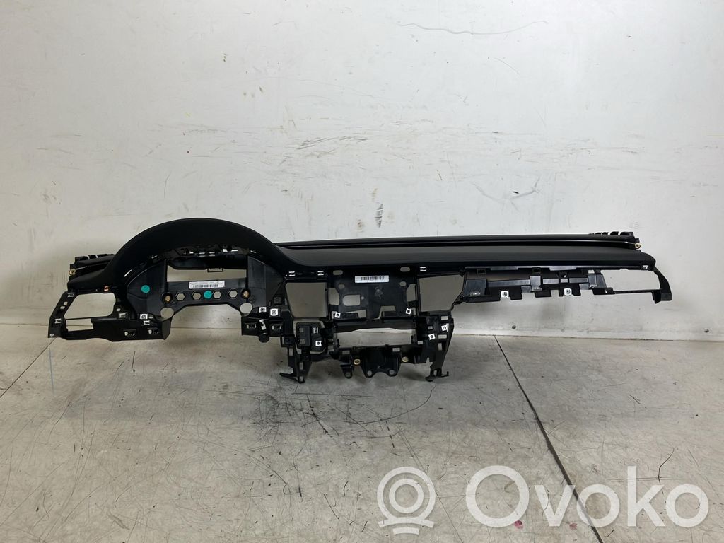 Audi A8 S8 D4 4H Панель 