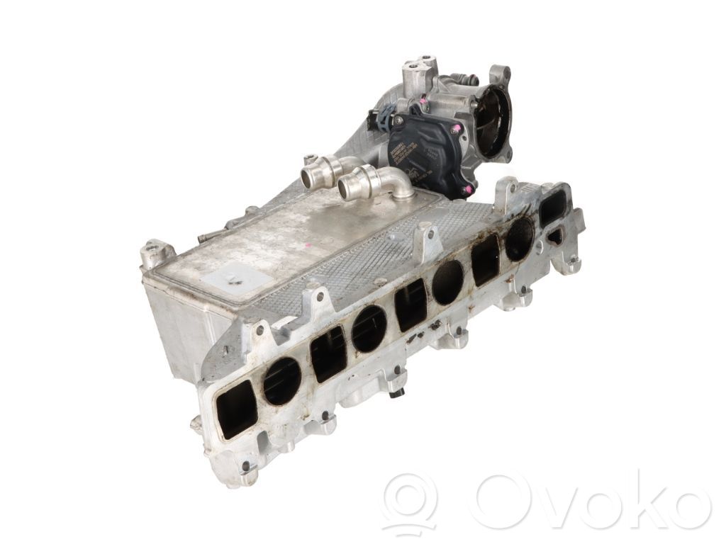 Volkswagen Caddy Chłodnica powietrza doładowującego / Intercooler 