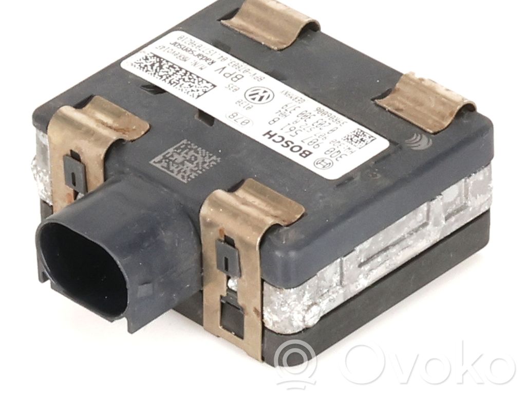 Volkswagen PASSAT B8 Senzor radar distronic 