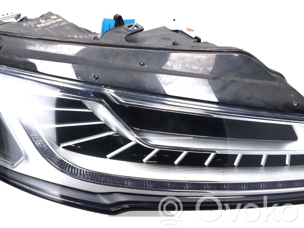 Audi A8 S8 D4 4H Faro/fanale