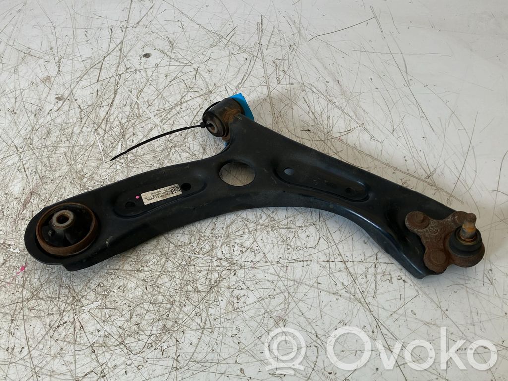 Hyundai i30 fastback Braccio di controllo sospensione anteriore inferiore/braccio oscillante 