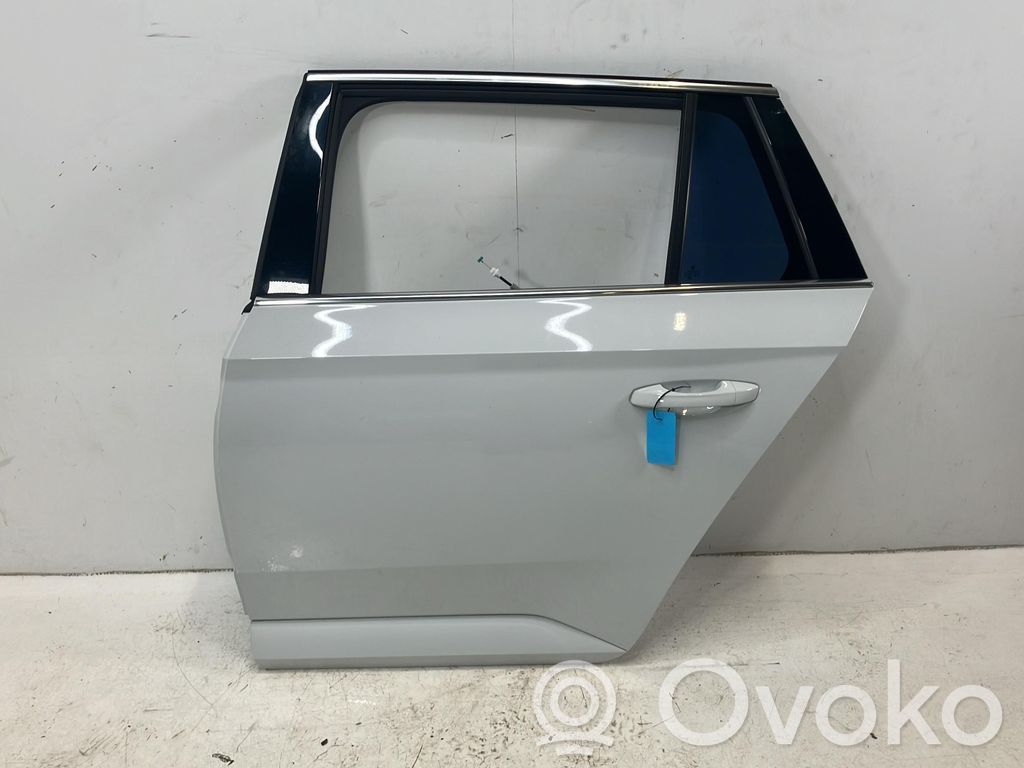 Skoda Superb B8 (3V) Puerta trasera
