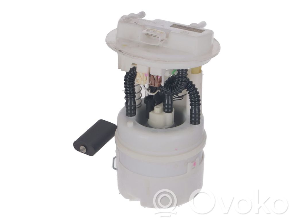 Renault Clio IV Pompa carburante immersa
