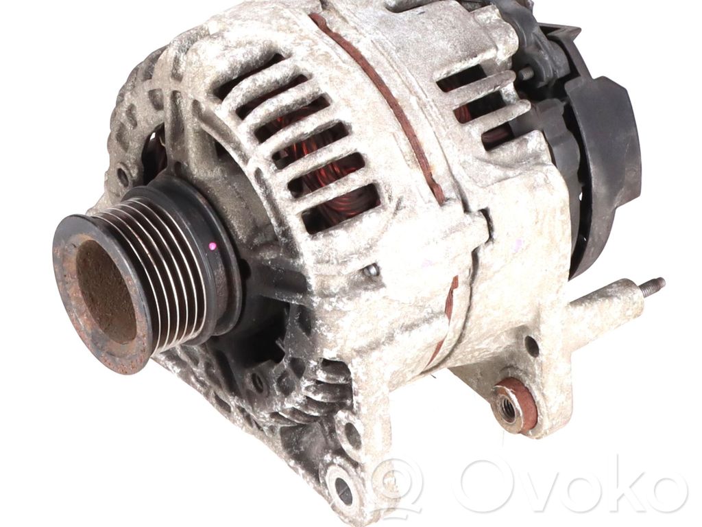 Volkswagen Polo IV 9N3 Generatore/alternatore