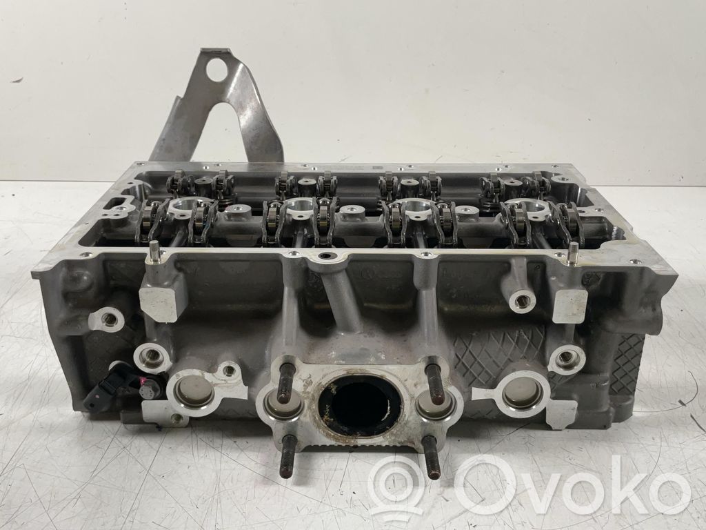 Volkswagen PASSAT B9 Culata del motor