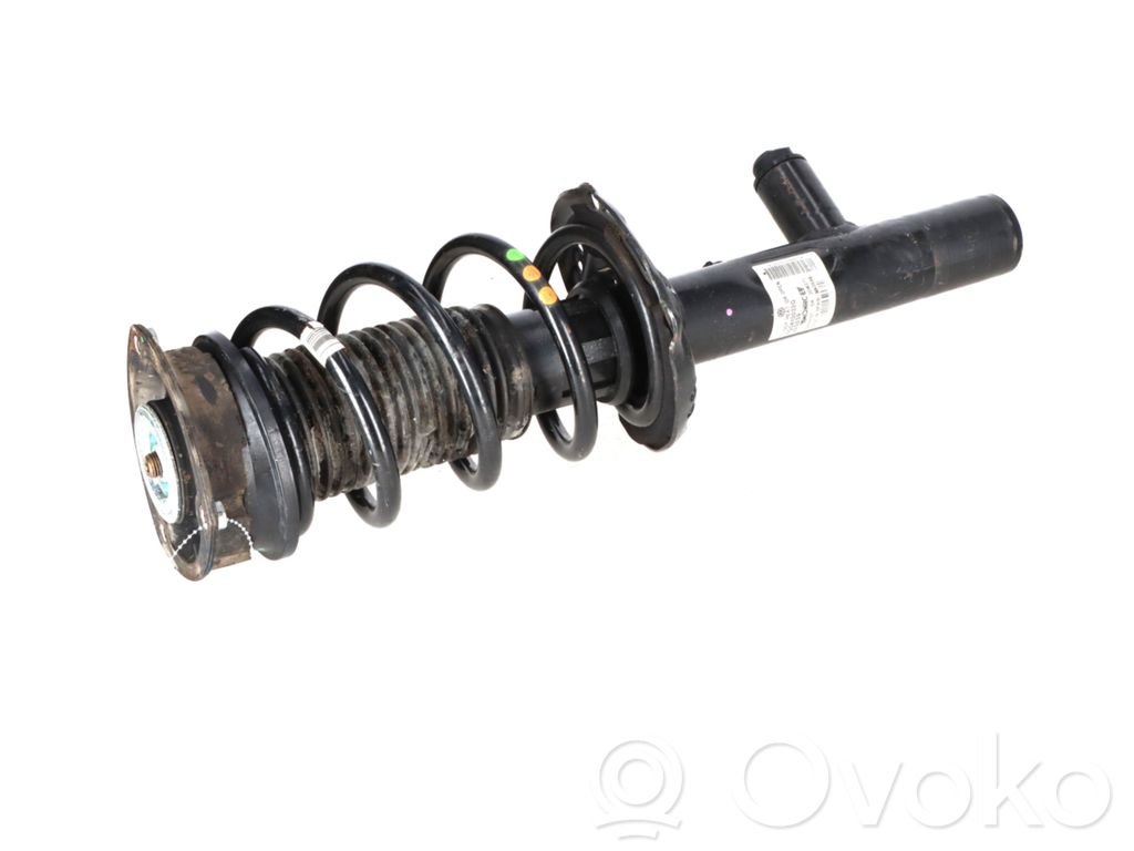 Amortyzator osi przedniej ze sprężyną   5Q0413032G